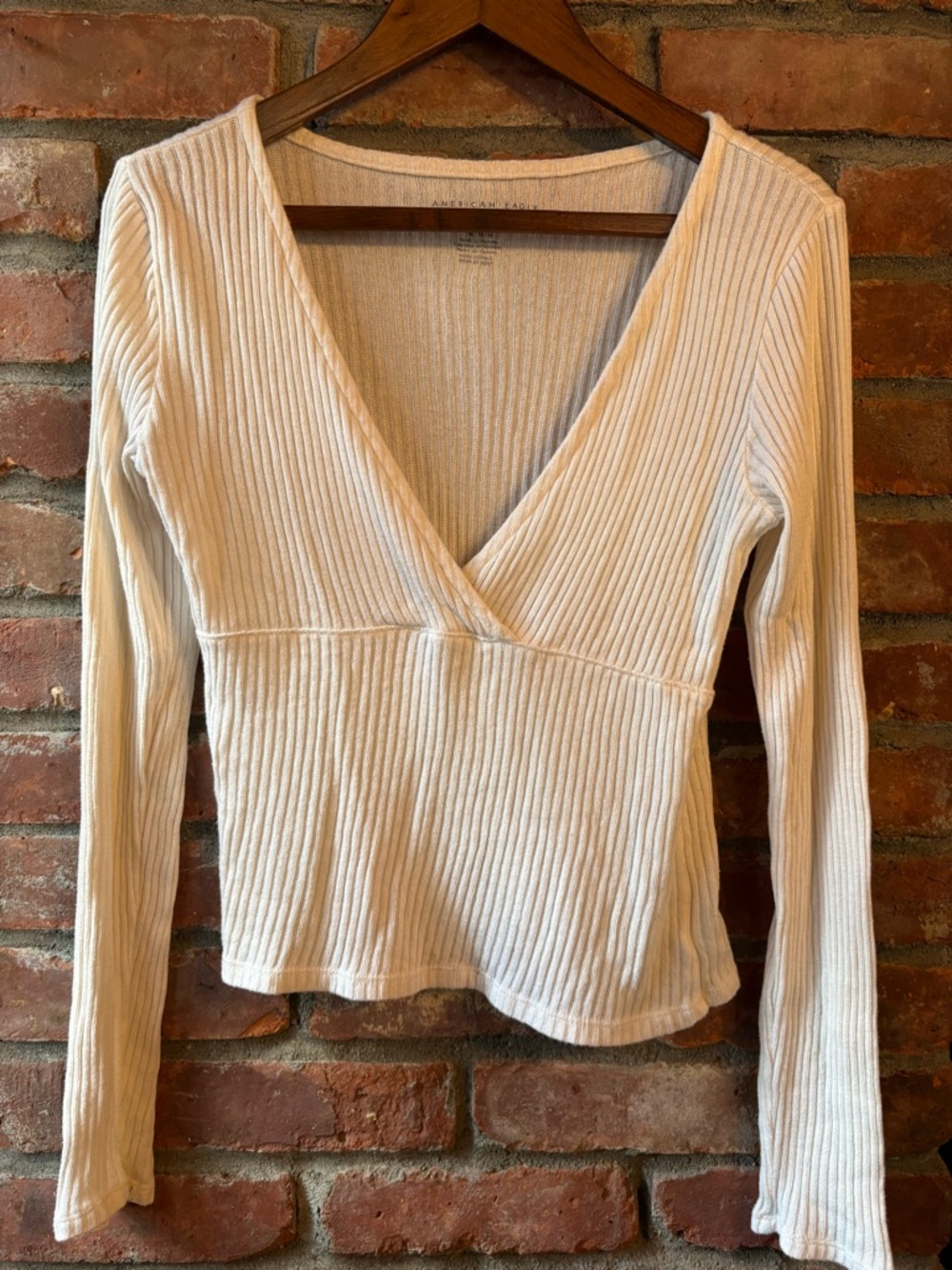 American Eagle Outfitters Ribbed V-Neck Long Sleeve Top - Beige/Cream